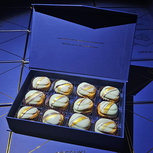 Pistachio Oreshki — Dubai Style Gourmet Cookie Gift Box